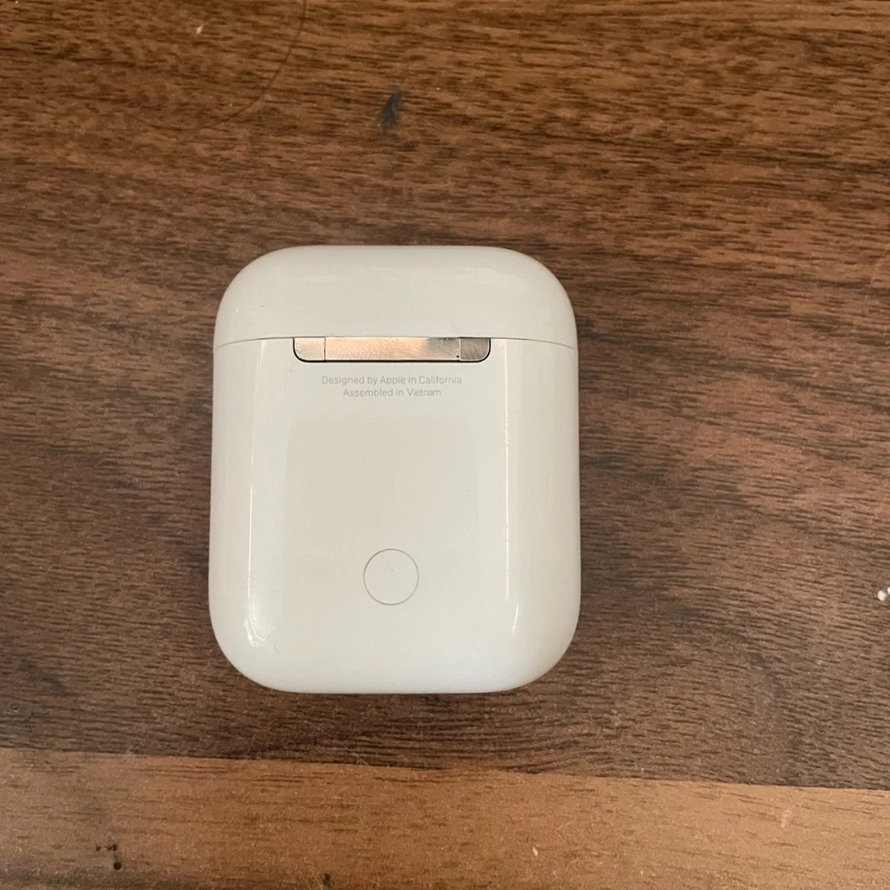 Wireless Airpods with Charging Case - White